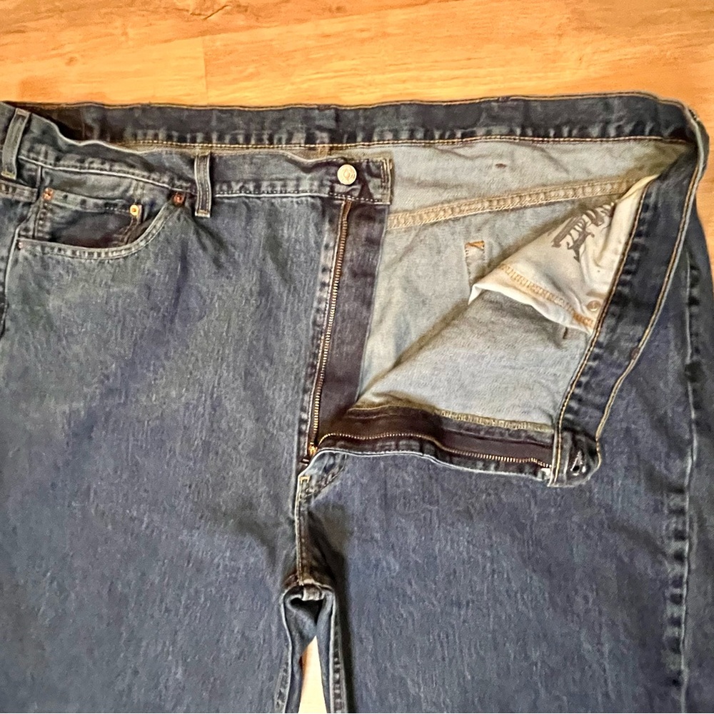 Vintage Levi's 550 Relaxed Fit Blue Denim Jeans Men's 50x34 - Picture 4 of 9